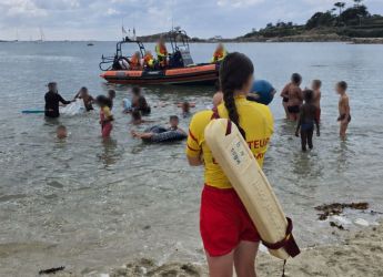 300 enfants bretons à l’Île de Batz : une journée placée sous le signe de la solidarité